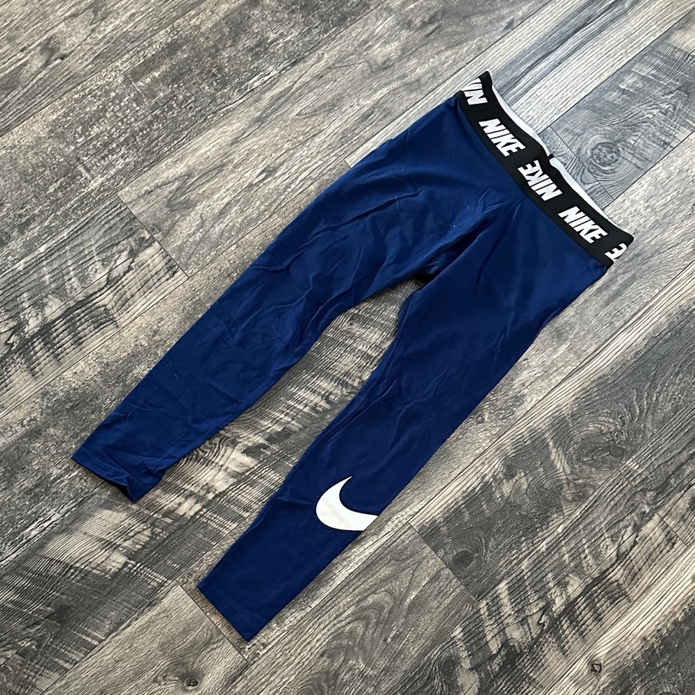 Nike Women's Navy Leggings